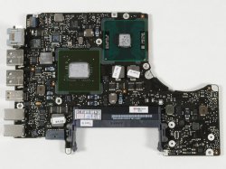Oprava MacBook Air - Poškozená základní deska