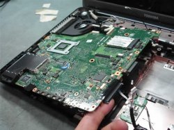 Oprava notebooku VBI COMPAL - Poškozená základní deska